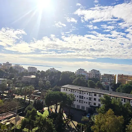 Sunny - Sea View Apartment