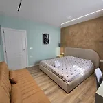 Sunny - Sea View Apartament *