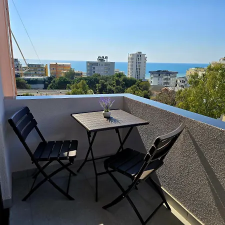 Sunny - Sea View * دراس
