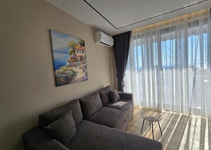 Sunny - Sea View 公寓 *